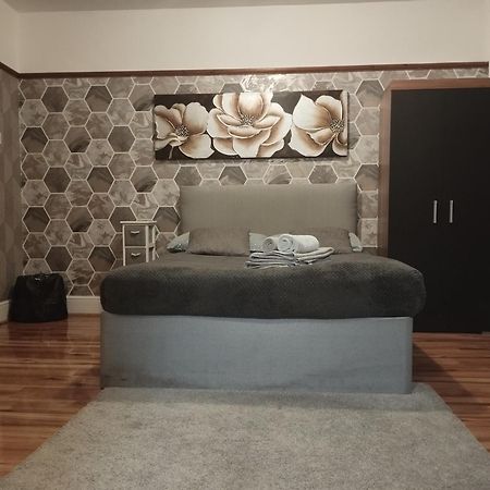 Bright Apartments Peterborough Pokój zdjęcie