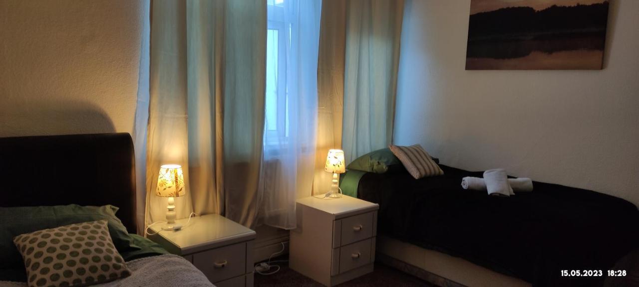 Bright Apartments Peterborough Zewnętrze zdjęcie